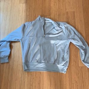 brandy melville 3/4 sweater